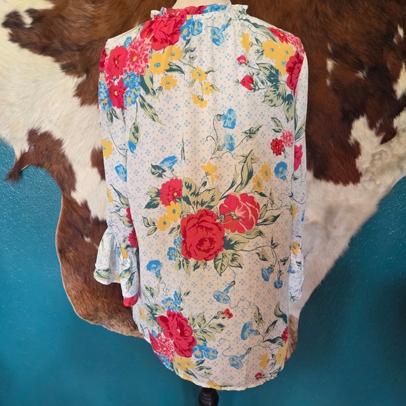 The Pioneer Woman Floral Blouse with Red and Yellow Accents - Picture 6 of 9